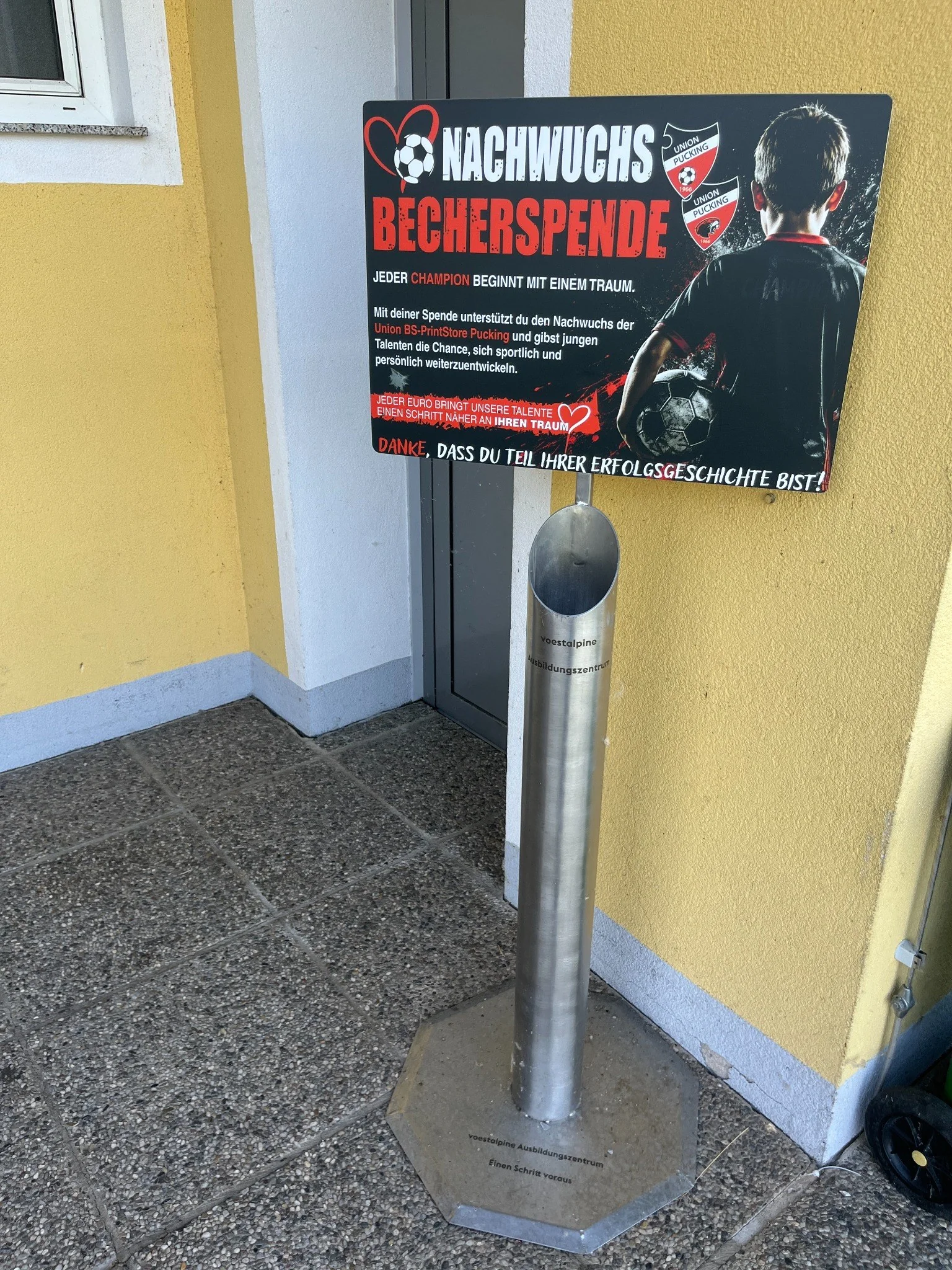 Sammelstelle für die Nachwuchs-Becherspende der Union Pucking